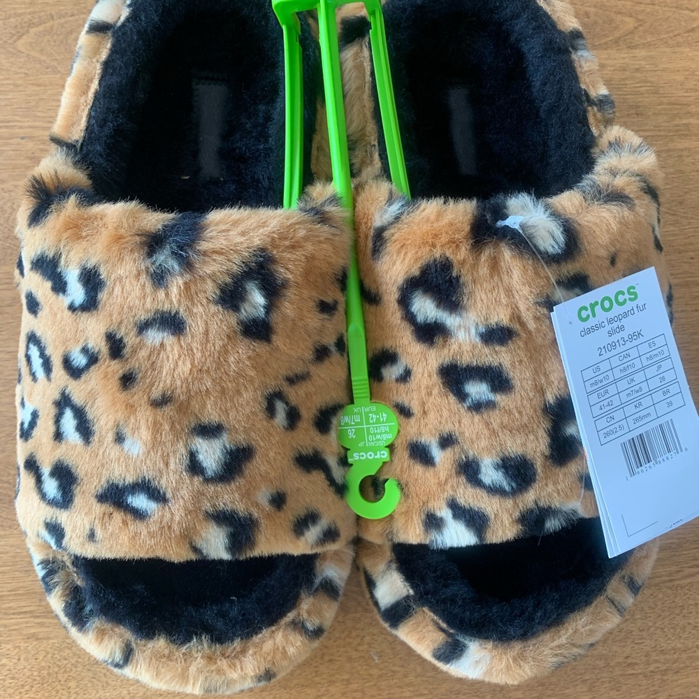 Crocs Fuzzy Leopard Print Slides